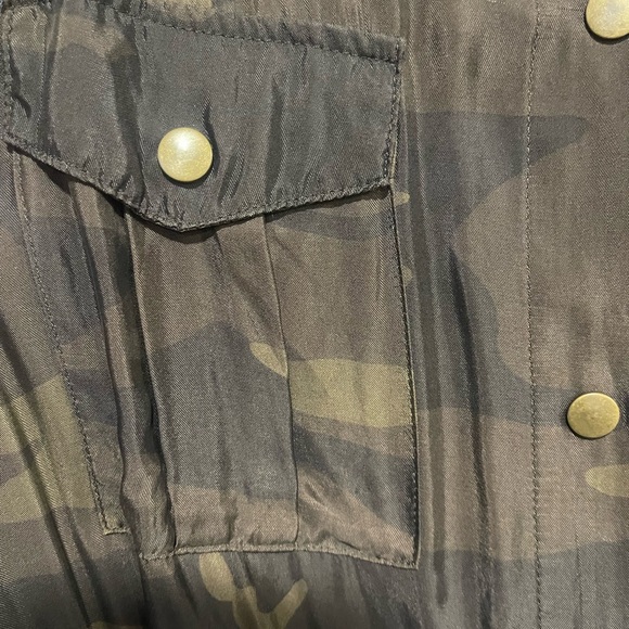 Johnny Was Green and Red Utility Jacket with Floral Embroidery - Picture 4 of 10